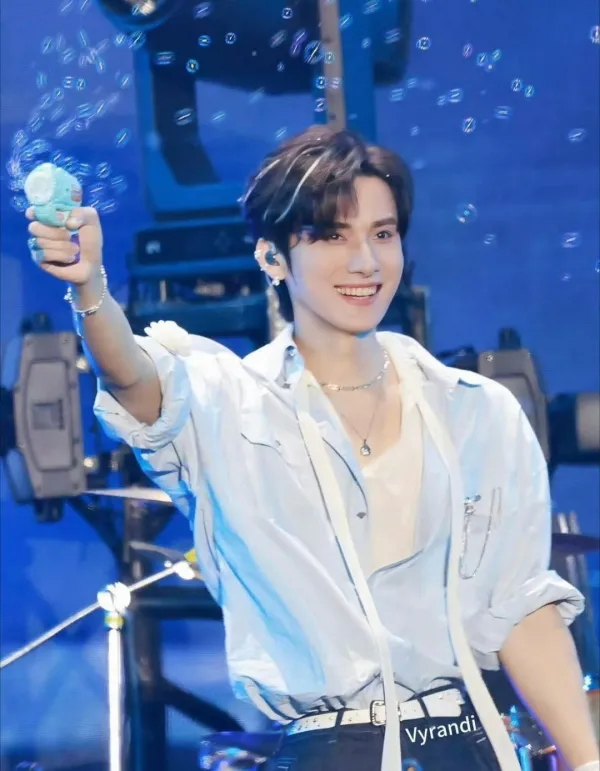 Jiang Heng - Tides of Possession