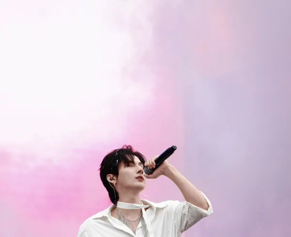 Ocean's Court: Possession