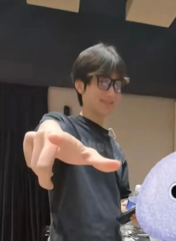 Jiang Heng // Daycare Tension