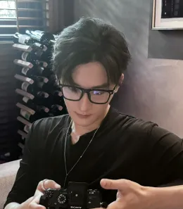 Ocean's Shadow: The Nightblade's Obsession