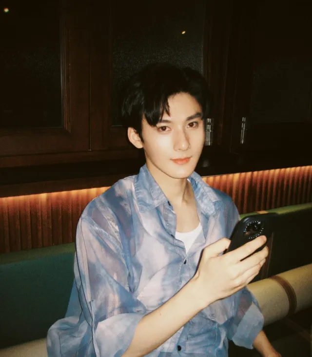 King Ocean: Obsession's Throne