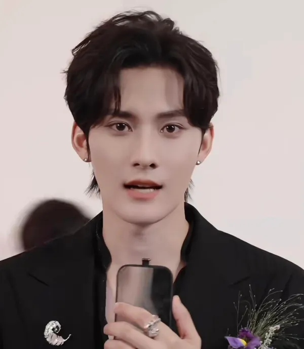 Ocean's Court: The Chief Justice's Obsession