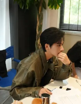 Ocean's Temptation: Duskwood Desire