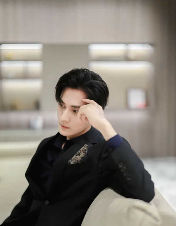 Obsessive Guardian: Ocean's Prey