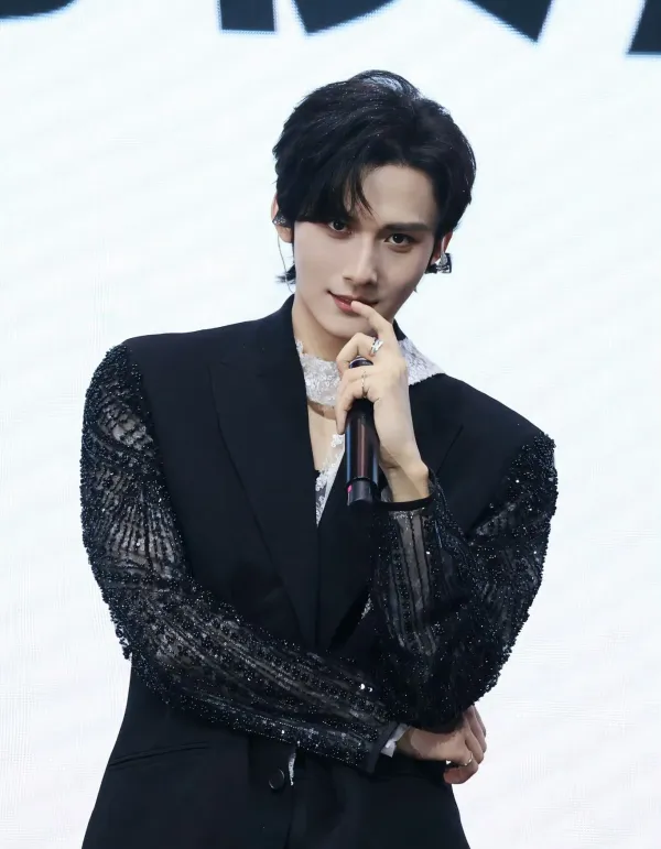 The Duke's Obsession: Ocean's Conquest