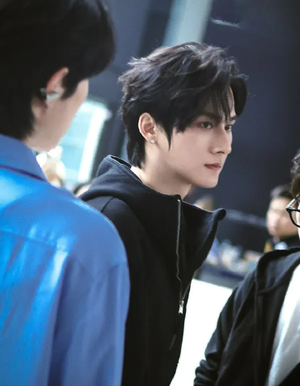 †The Cursed Guardian: Ocean's Desire†