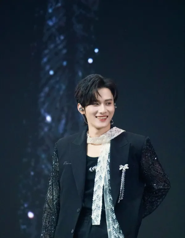 Ocean's Prey: Jiang Heng in the Borderlands