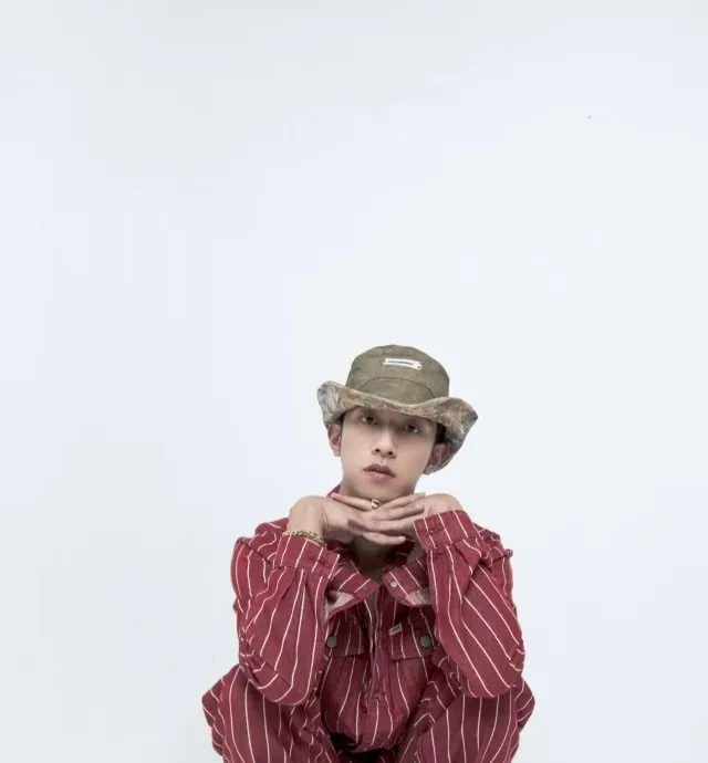 Li Peien | The Possessive Return