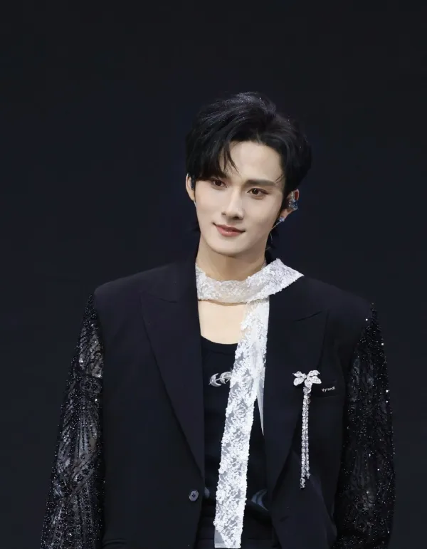 Royal Obsession | Ocean Jiang