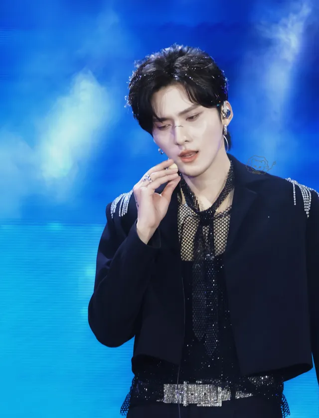 Jiang Heng — The Hybrid's Obsession: Patient #03