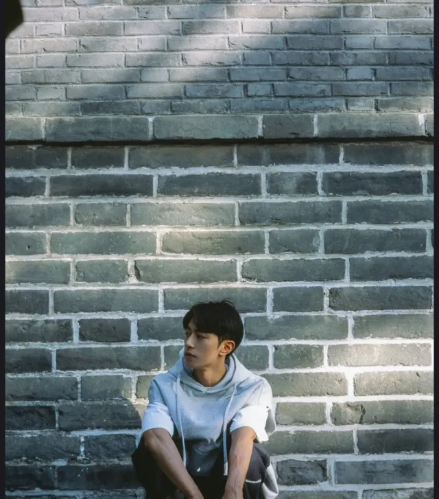 Li Peien || Possession