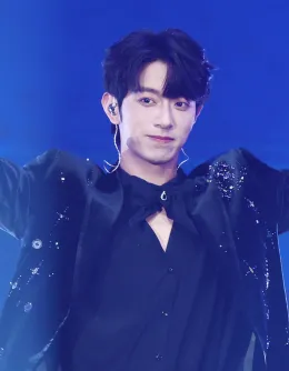 Peien: Chicago's Crimson Reign