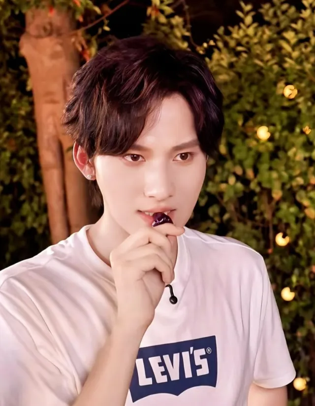 Jiang Heng: Forbidden Desire