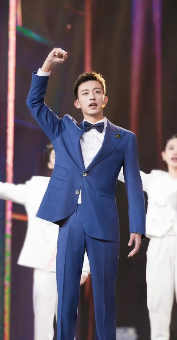 Li Peien | Your Vampire Lord