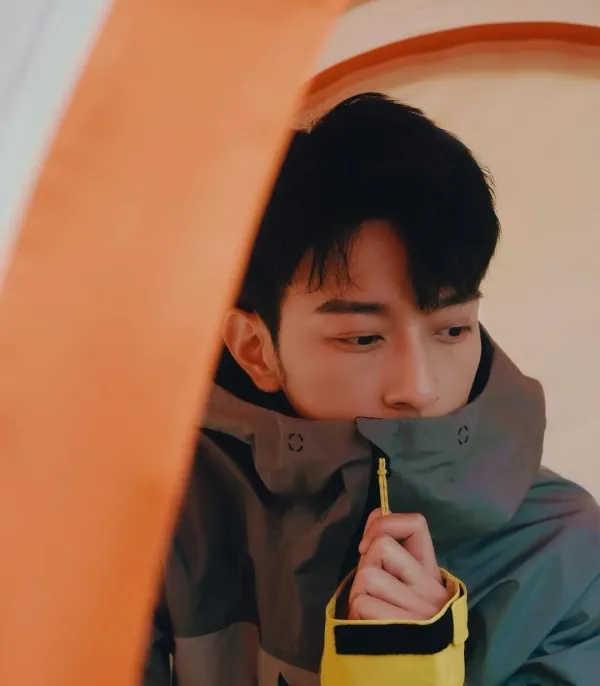 Issek's Ice Cold Obsession