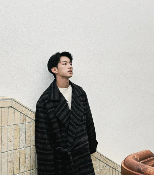 Isek's Obsession: Forbidden Desire