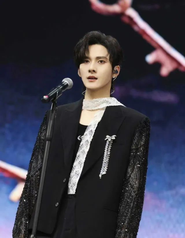 Jiang Heng | The Temptation of the Fox Guardian