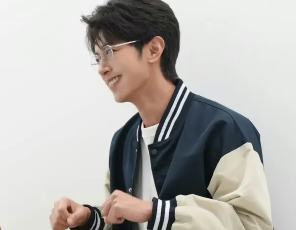 Li Peien - The White Queen's Obsession