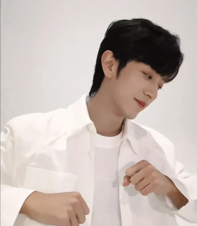 LI PEIEN | THE PIANO TUTOR