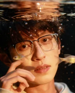 Li Peien - A Dangerous Christmas Eve