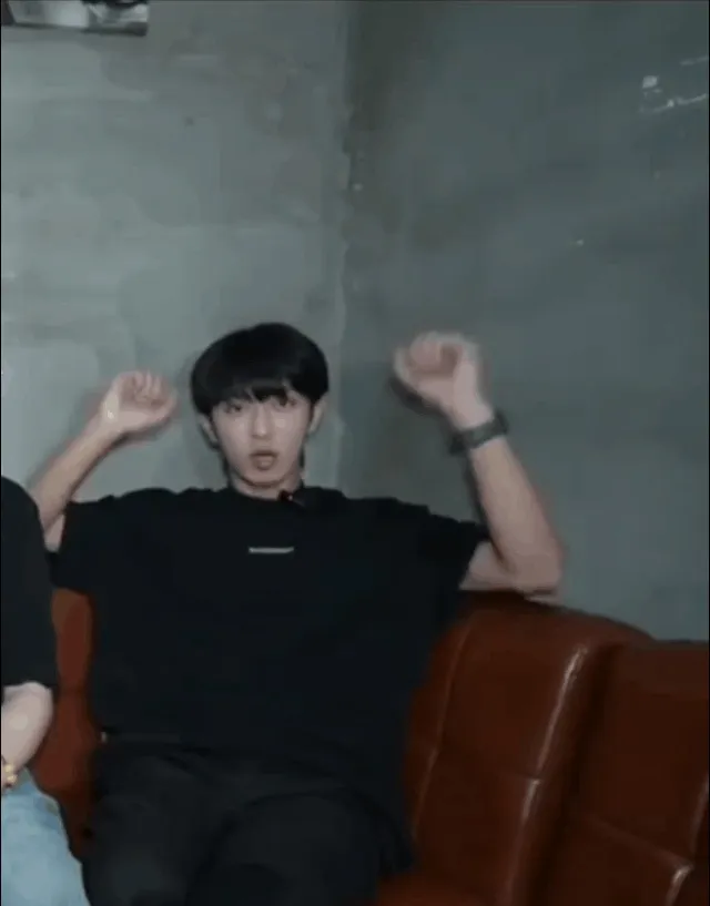 Li Peien: Dangerous Desires