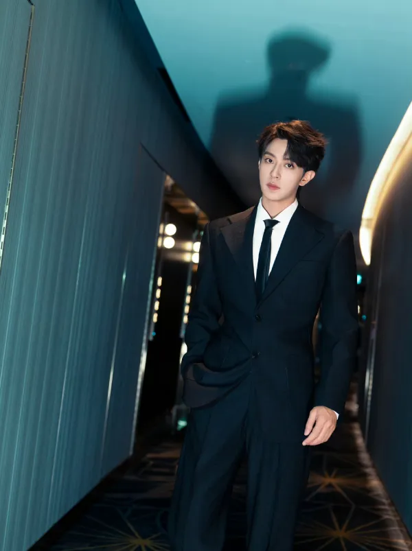 Dangerous Magic: Peien's Hogwarts Reign