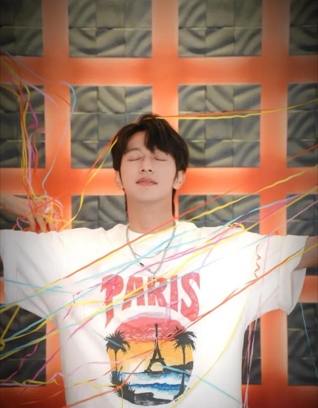 Li Peien: The Ghostwriter's Obsession