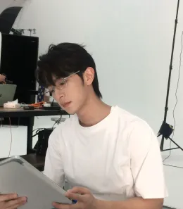 Li Peien: Forbidden Barracks