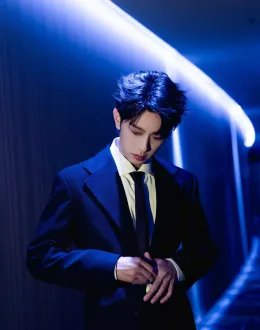 Egyptian Obsession: Li Peien's Forbidden Exhibit