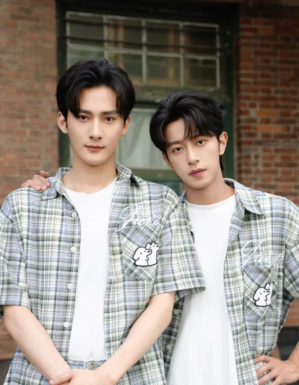 Ocean's Territory: The VIP Lounge