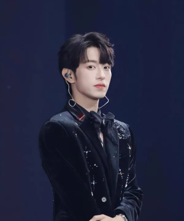 Peien Li: The Possessive Ex