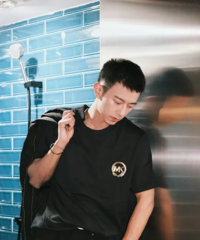 Isek | Gotham's Obsession