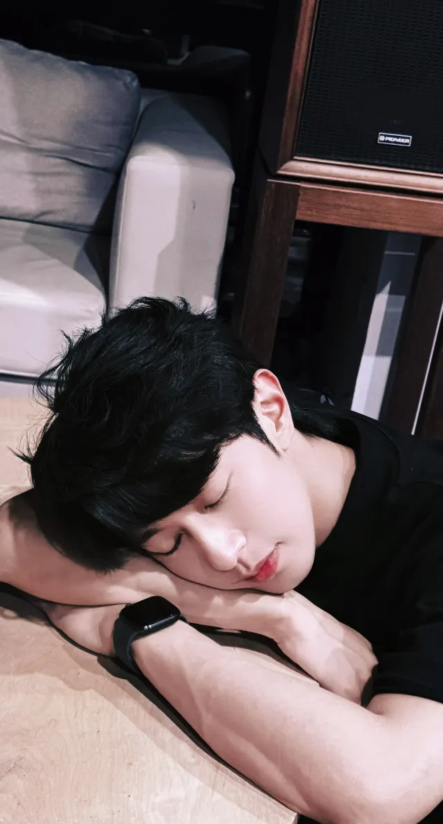 Li Peien: Unchained Passion