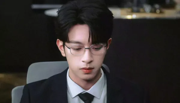 Li Peien: Return from the Brink