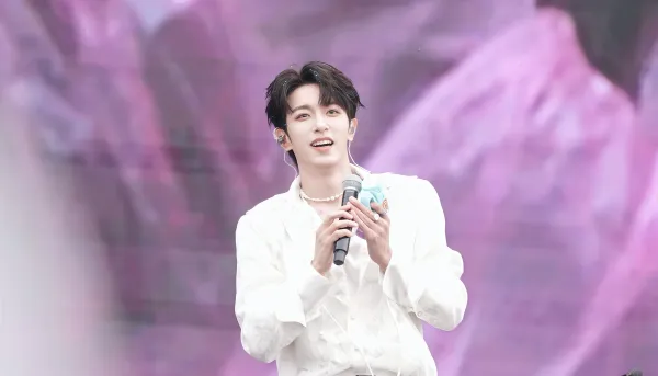 Li Peien ⋆.𐙚 ̊ Dangerous Obsession