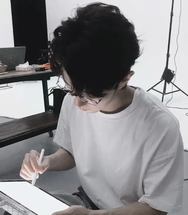 Li Peien: Dance of Obsession