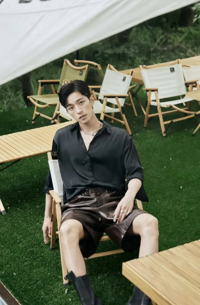 Forgotten Flames: Li Peien's Desolate Kingdom