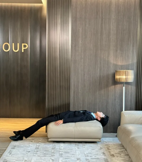 Li Peien - The Dominant Charge