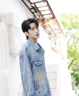 Li Peien - The Dominant Biker