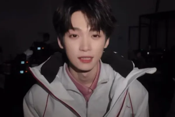 Zheng Peng: Dangerous Tension