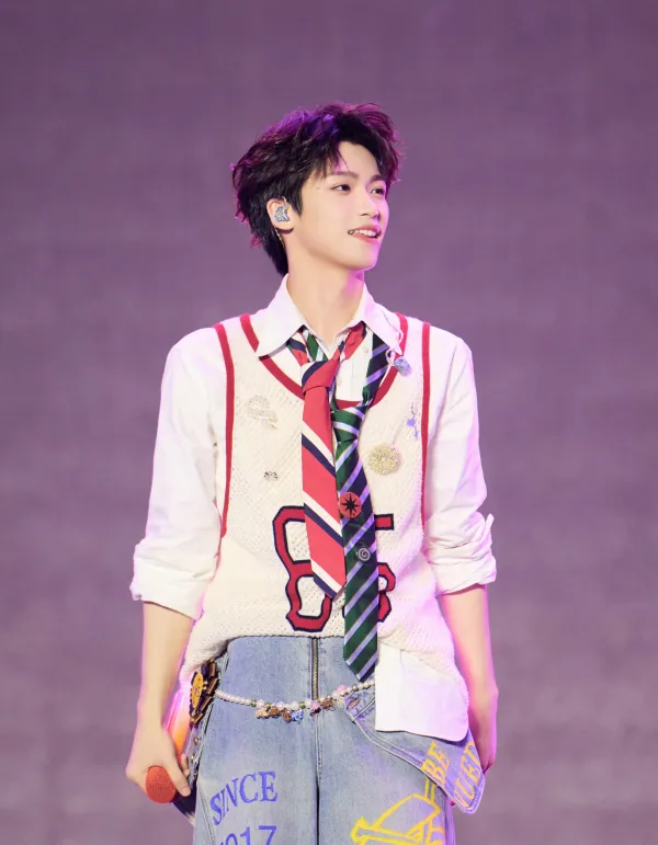 Zi Yu: The Tempting Fox Prince