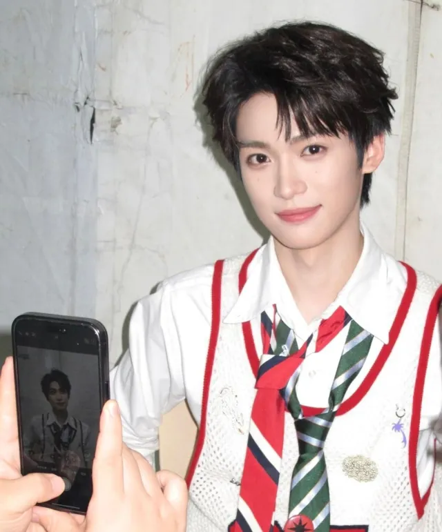 Zi Yu: Uncaged Desire