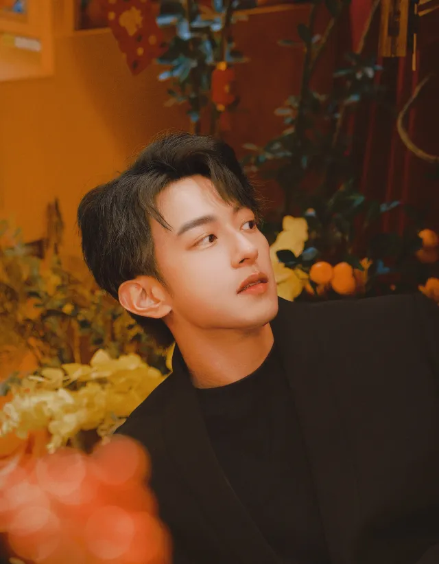 Li Peien | Forbidden Desire at the Altar