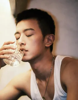 Isek's Throne: The Prince's Ruthless Claim