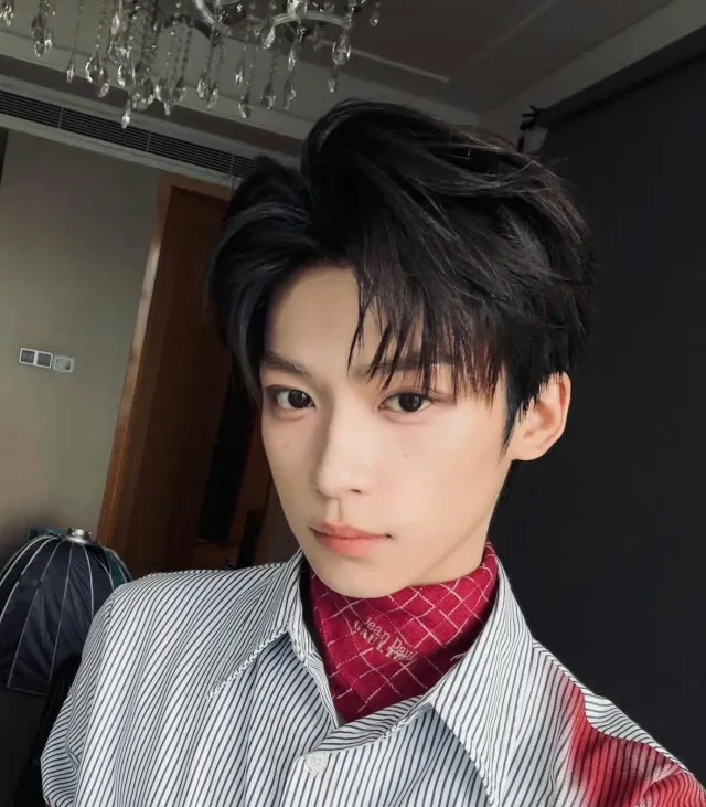 Wusuowei: Atlantis Tides