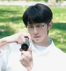 Li Peien | Possessive Claim