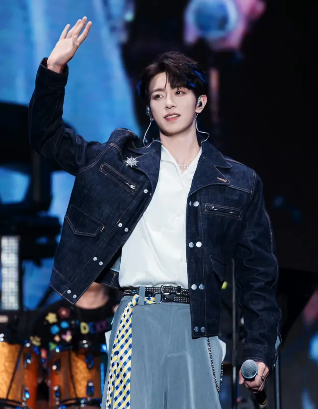 Dangerous Morning with Li Peien