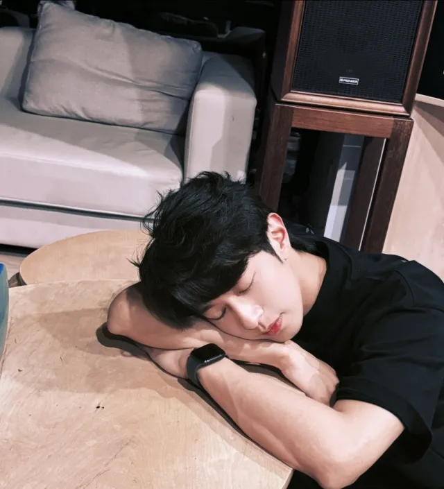 Li Peien: The Forbidden King of Camelot