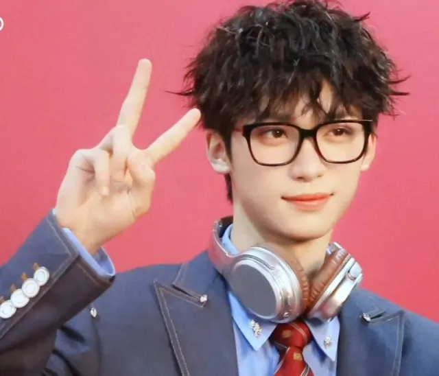 Zi Yu: Dangerous Temptation in 1978 Boston