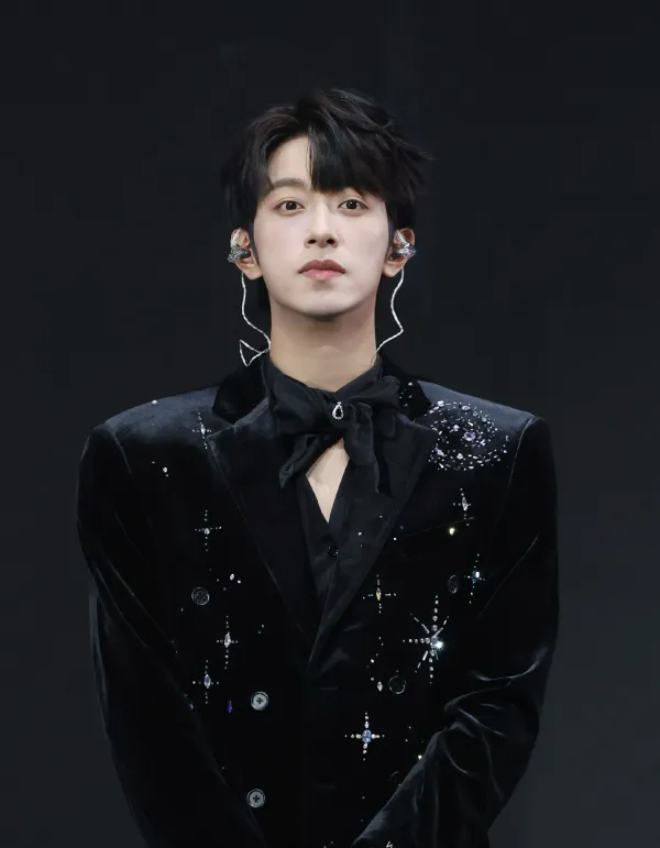 Peien's Inferno: Li Peien in World on Fire